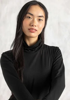 Lyocell/spandex jersey turtleneck - black