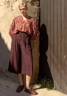 Geweven broek "Flora Flow" van viscose - donkeraubergine