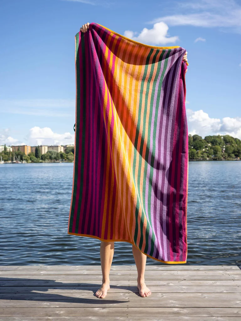 “Sunset” bath sheet in organic cotton