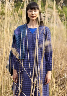 Vävd klänning "Wavy" i ekologisk bomull - himmelsblå