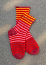 Knit lambswool socks - dark agate red