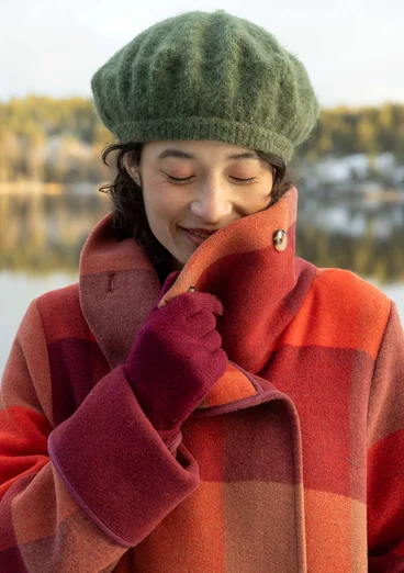 Knit beret in an alpaca blend - pine/melange