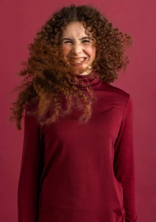 Lyocell/spandex jersey turtleneck - pomegranate