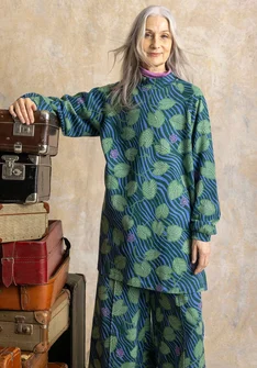 “Gul Näckros” patterned tunic in organic cotton - rainforest green