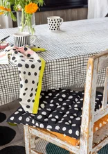 “Mary” seat cushion in organic cotton - black