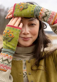 “Borealis” fingerless gloves in organic and recycled cotton/wool - avocado