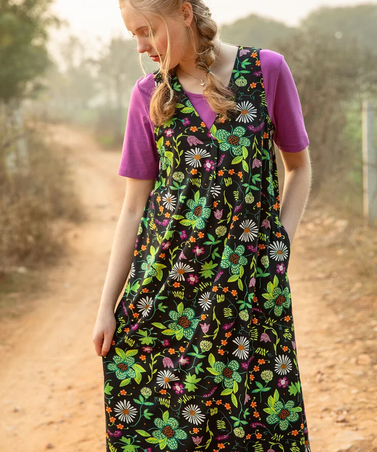 “Midsommarsol” jersey dress in organic cotton