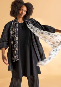 “Hazel” shawl in organic cotton - black