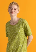 “Theia” jersey top in organic cotton/spandex - kiwi/patterned