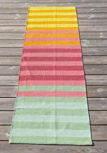 “Suiheisen” hallway runner in organic cotton - rhubarb