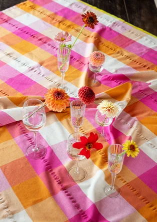 “Trellis” organic cotton tablecloth - dark peony