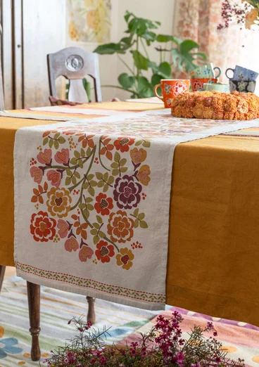 “Wild Rose” table runner in linen/cotton - henna