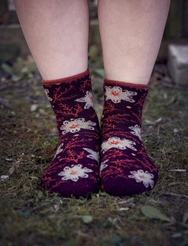 Socken „Skogsstjärna“ aus Wollfrottee - achatrot