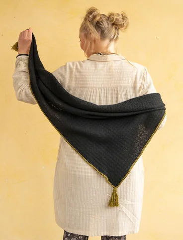 Knit shawl in lambswool/ recycled wool - black