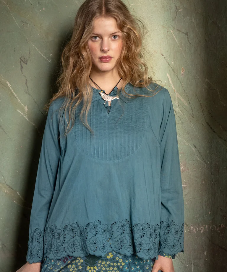 “Birta” blouse in organic cotton