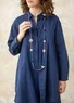 Woven organic cotton shirt (dark indigo S)