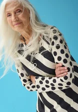 “Aina” jersey top in organic cotton/modal - feather/black