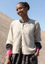 “Shadow” cardigan in a lambswool blend - light sand