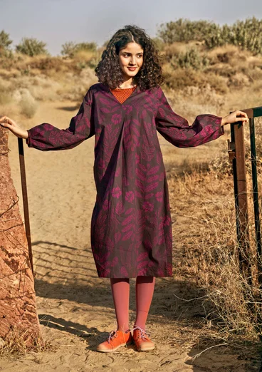 Vävd klänning "Seaweed" i ekologisk bomull - mörk aubergine