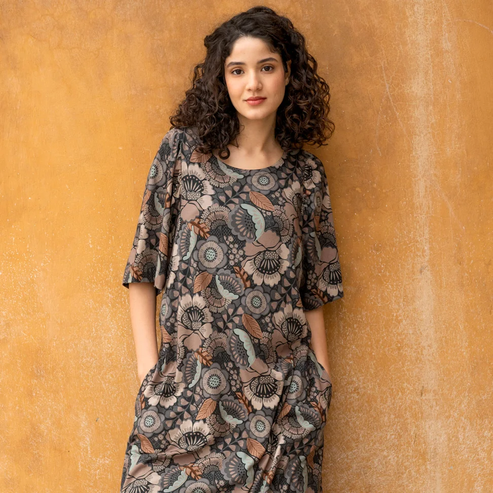 “Hana” organic cotton/modal jersey dress - black