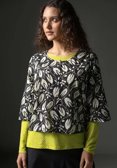 “Kelly” woven organic cotton blouse - black/patterned