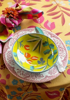 �“Olives” ceramic bowl - lime green