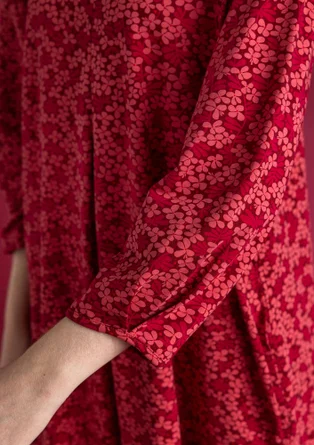 “Ylva” jersey dress in organic cotton/spandex - pomegranate/patterned