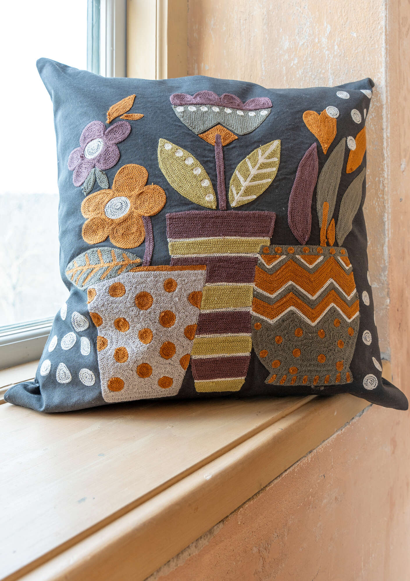 Flower Pots embroidered cushion cover in organic cotton gudrunsjoden