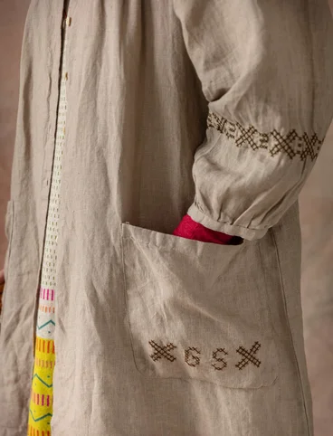 Longue chemise de peintre "Anna" en lin - naturel foncé