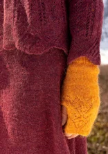 Vingerloze wanten "Forgetmenot" van alpacamix - clementine