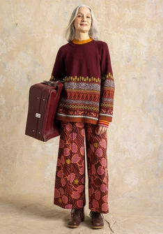 “Harsprång” patterned sweater in a lambswool/recycled wool blend - aubergine