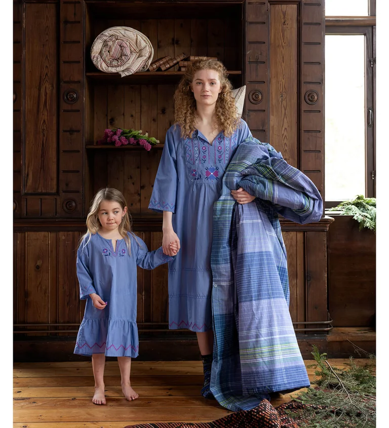 “Twinkle” children’s nightgown in organic cotton