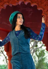 Narrow-wale corduroy waistcoat in organic cotton/elastane - Pacific blue