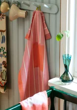 “Ira” kitchen towel in organic cotton - cherry blossom