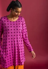 “Tyra” jersey top in organic cotton/modal - cerise/patterned