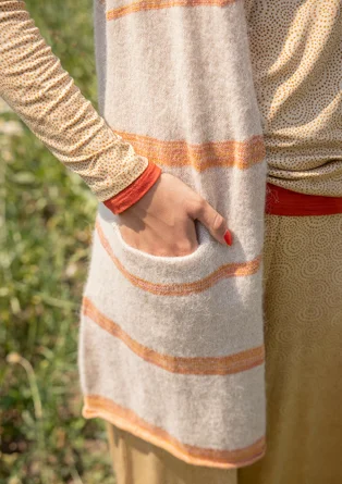 “Sandy” sleeveless top knitted in a blend of alpaca wool and organic/recycled cotton - dark natural