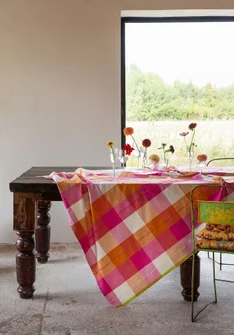 “Trellis” tablecloth in organic cotton - dark peony