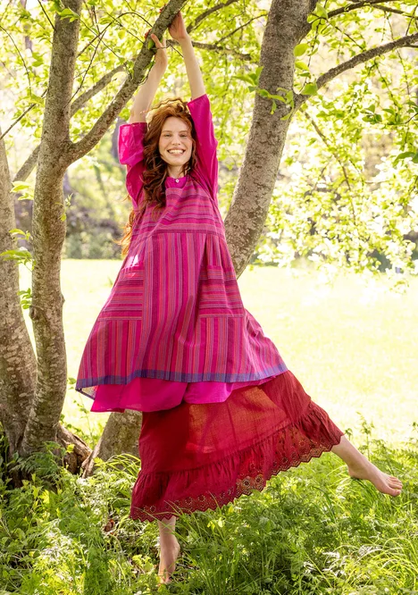 Woven “Ava” jumper dress in organic cotton - hibiscus