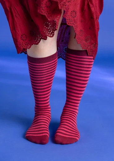 Striped organic cotton knee-highs  - dark hibiscus/coral