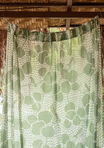 “Galapagos” curtain in organic cotton - dusty green